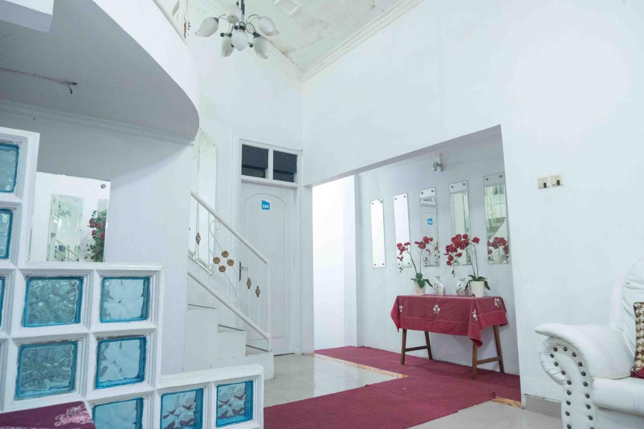 House Of Joy Sopalan Redpartner Hotel Kalasan Екстериор снимка