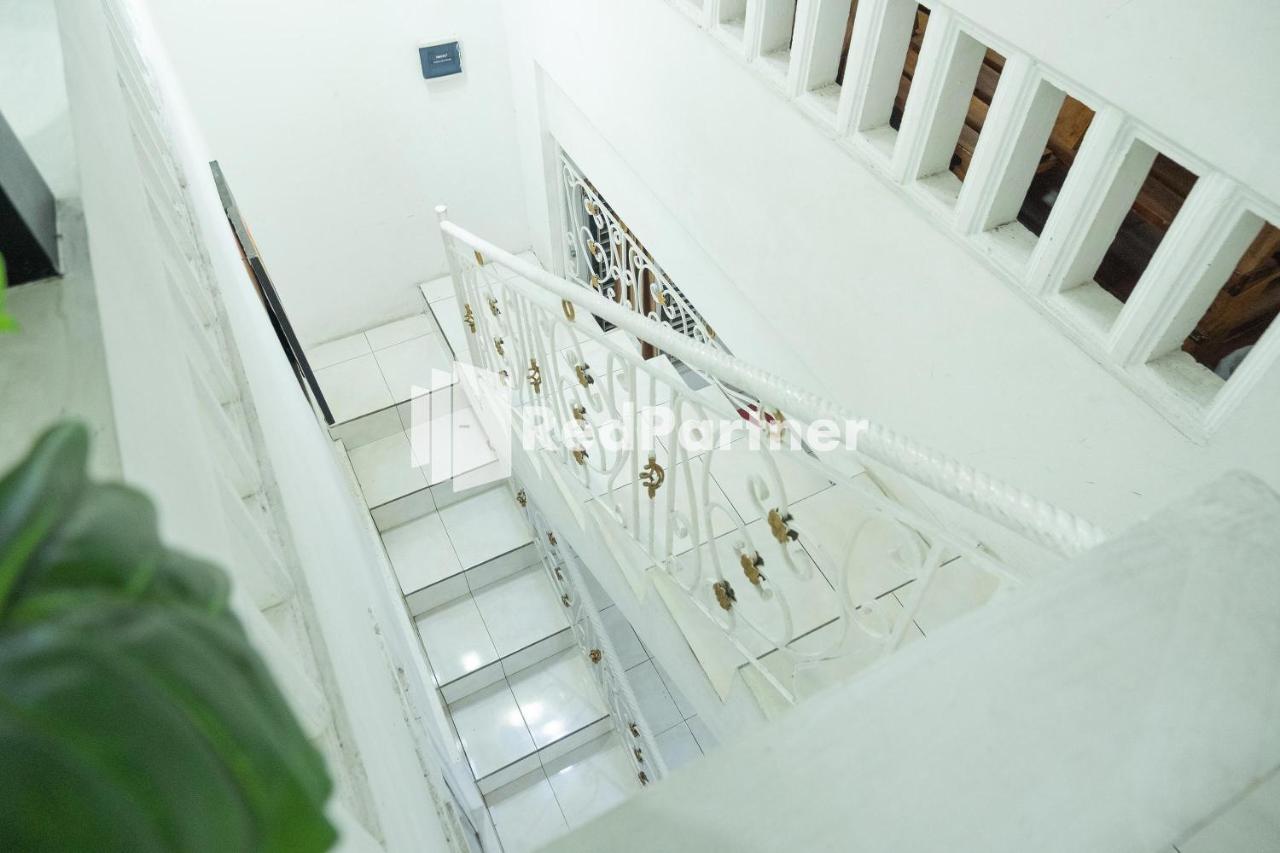 House Of Joy Sopalan Redpartner Hotel Kalasan Екстериор снимка